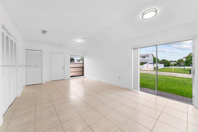 19528 NW 55th Cir Place 19528, Miami Gardens, FL 33055