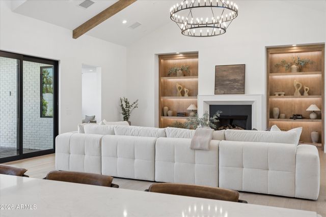 4248 E PATRICIA JANE Drive, Phoenix, AZ 85018