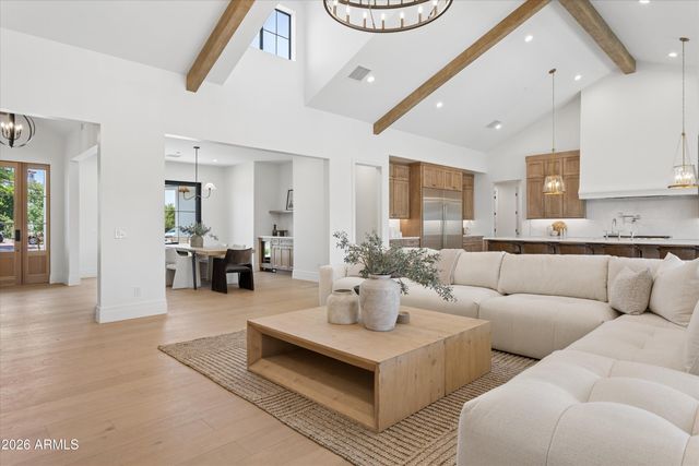 4248 E PATRICIA JANE Drive, Phoenix, AZ 85018