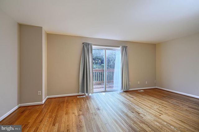 17 KILLADOON CT, Lutherville Timonium, MD 21093