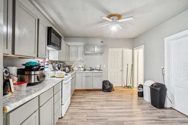 327 8th Avenue, Baraboo, WI 53913