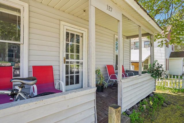 327 8th Avenue, Baraboo, WI 53913