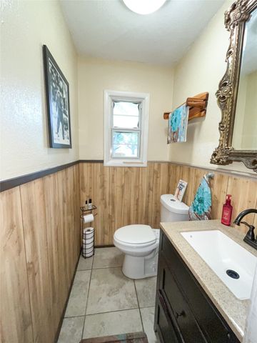 9137 Highway 67 377, Comanche, TX 76442