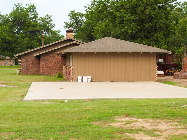 9137 Highway 67 377, Comanche, TX 76442