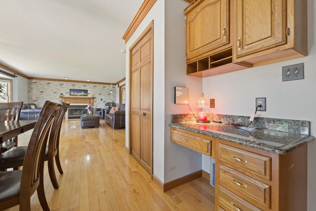 1401 W 95th Place, Crown Point, IN 46307