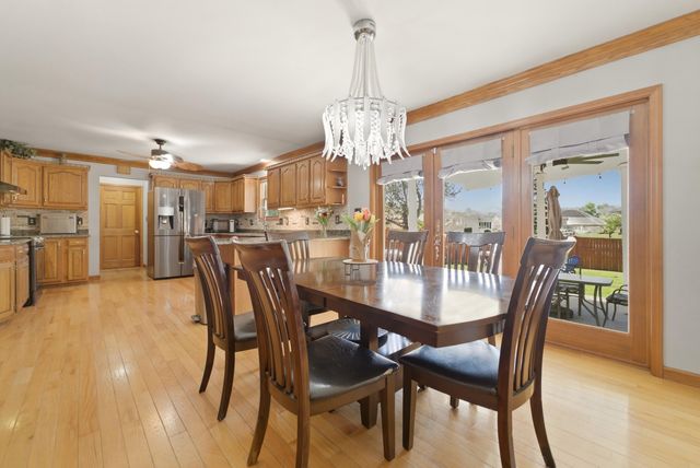 1401 W 95th Place, Crown Point, IN 46307