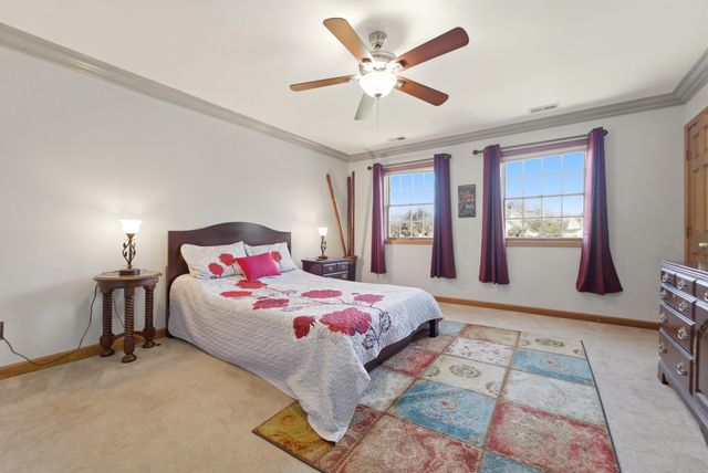 1401 W 95th Place, Crown Point, IN 46307