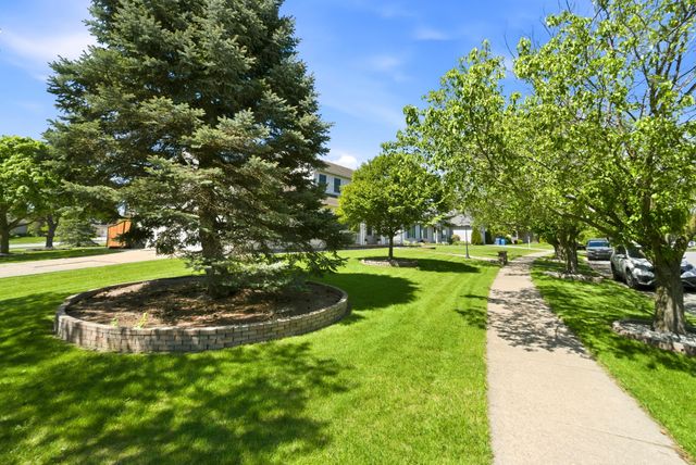 1401 W 95th Place, Crown Point, IN 46307