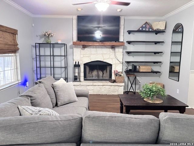 611 Midnight Dr, San Antonio, TX 78260