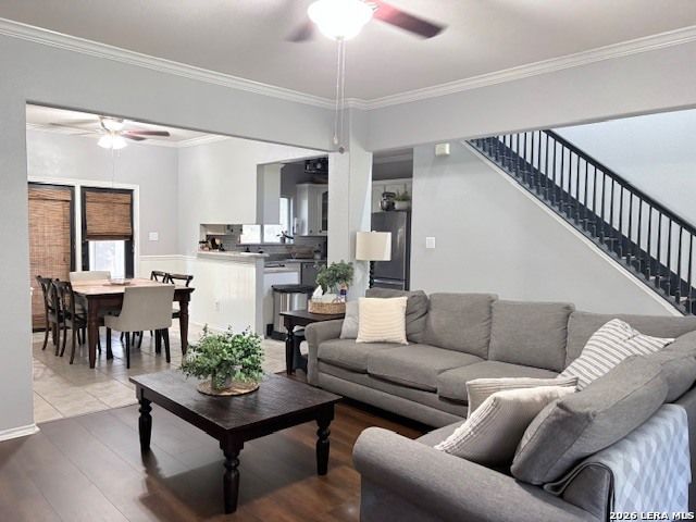 611 Midnight Dr, San Antonio, TX 78260