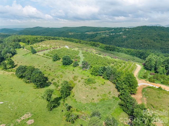 0 Summer Road 2, Hendersonville, NC 28792