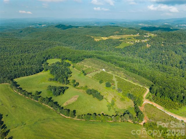 0 Summer Road 2, Hendersonville, NC 28792