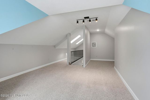 105 Beaver Run Drive, Brandon, MS 39047