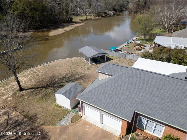 105 Beaver Run Drive, Brandon, MS 39047