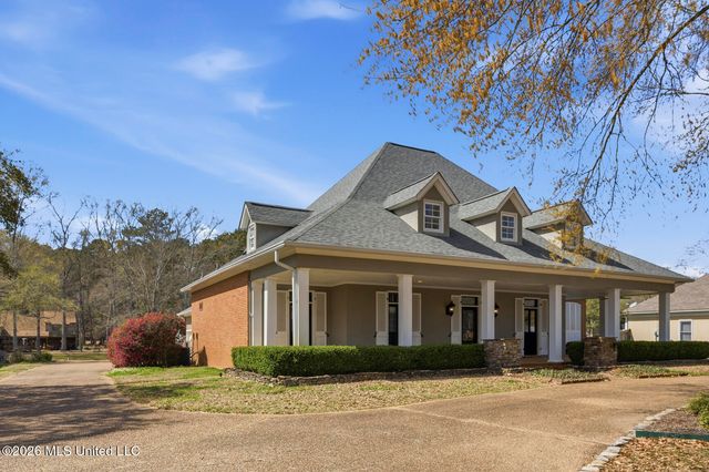 105 Beaver Run Drive, Brandon, MS 39047