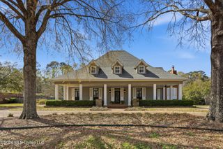 105 Beaver Run Drive, Brandon, MS 39047