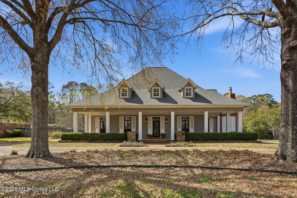 105 Beaver Run Drive, Brandon, MS 39047