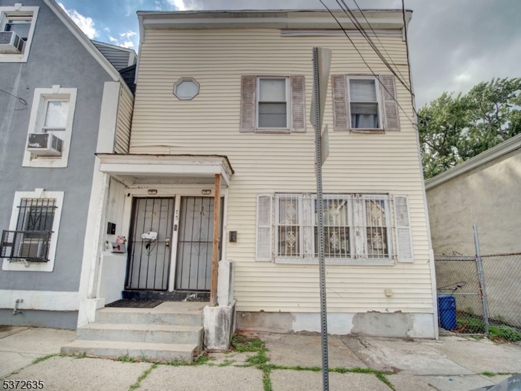 75 S 6Th St, Newark City, NJ 07107
