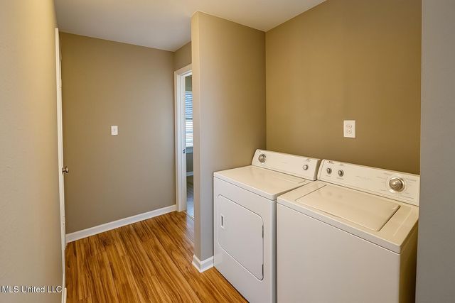 2306 Woods Street, Tupelo, MS 38801