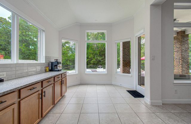 13812 N Lake Branch Lane, Houston, TX 77044