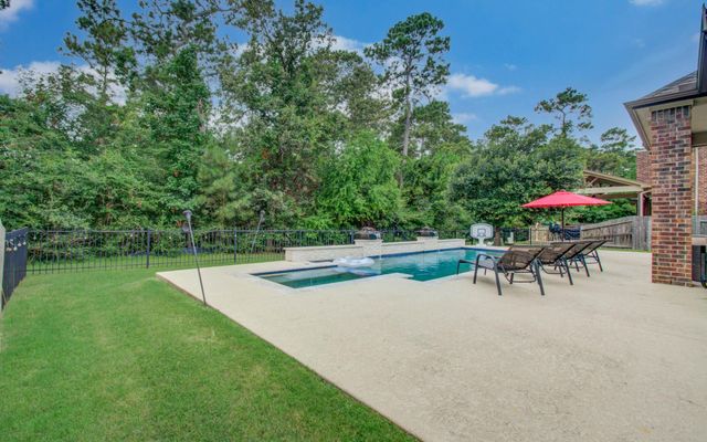 13812 N Lake Branch Lane, Houston, TX 77044