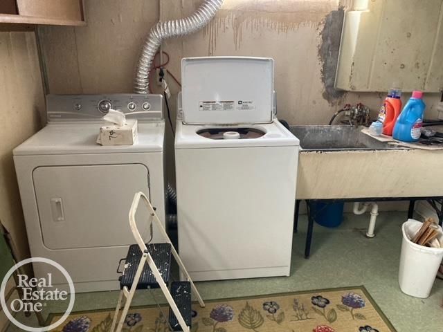 23051 Saxony Street, Eastpointe, MI 48021