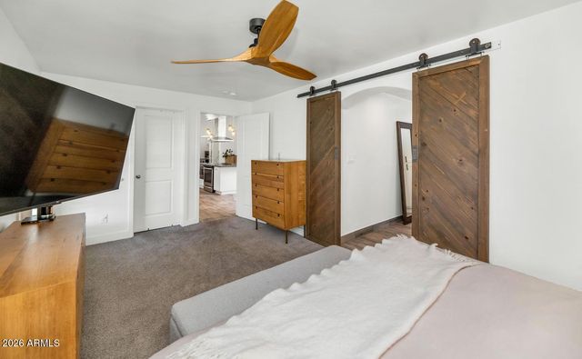 828 E MYRTLE Avenue, Phoenix, AZ 85020