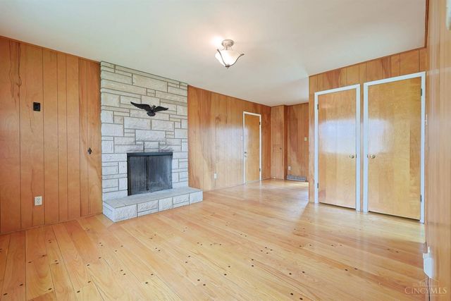 6233 Sharlene Drive, Cincinnati, OH 45248