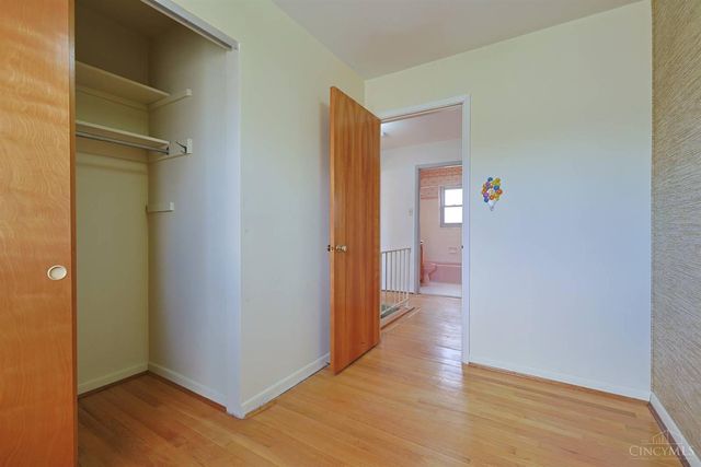 6233 Sharlene Drive, Cincinnati, OH 45248