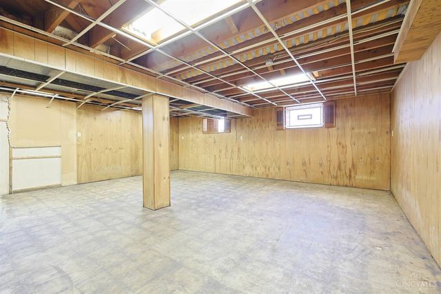 6233 Sharlene Drive, Cincinnati, OH 45248