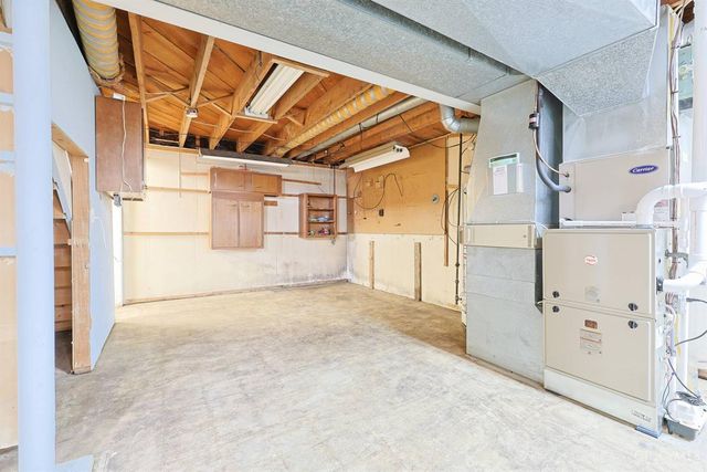 6233 Sharlene Drive, Cincinnati, OH 45248