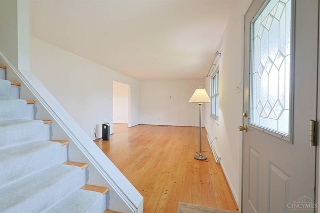 6233 Sharlene Drive, Cincinnati, OH 45248