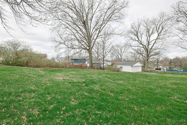 6233 Sharlene Drive, Cincinnati, OH 45248