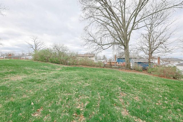 6233 Sharlene Drive, Cincinnati, OH 45248