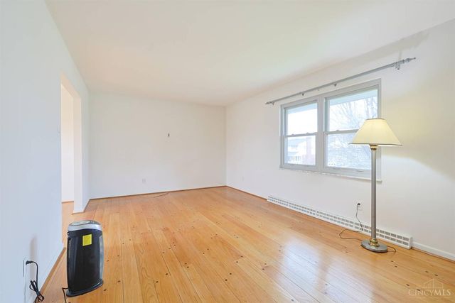 6233 Sharlene Drive, Cincinnati, OH 45248