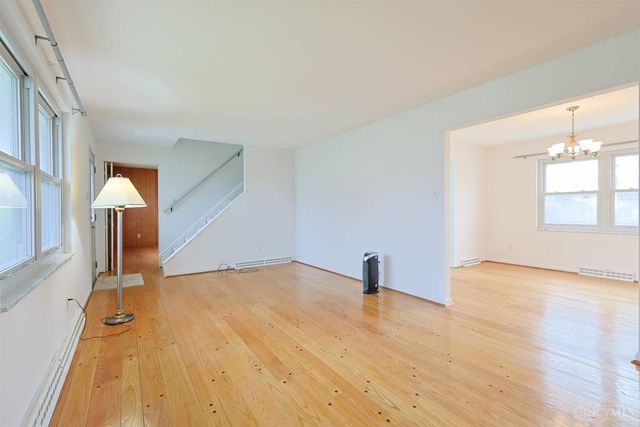 6233 Sharlene Drive, Cincinnati, OH 45248