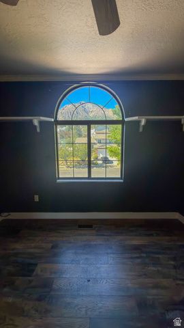 365 E 3350 N, North Ogden, UT 84414