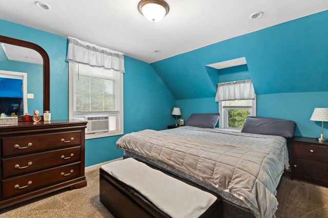 114 Cogswell St, Haverhill, MA 01832
