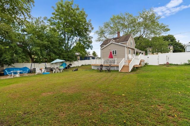 114 Cogswell St, Haverhill, MA 01832