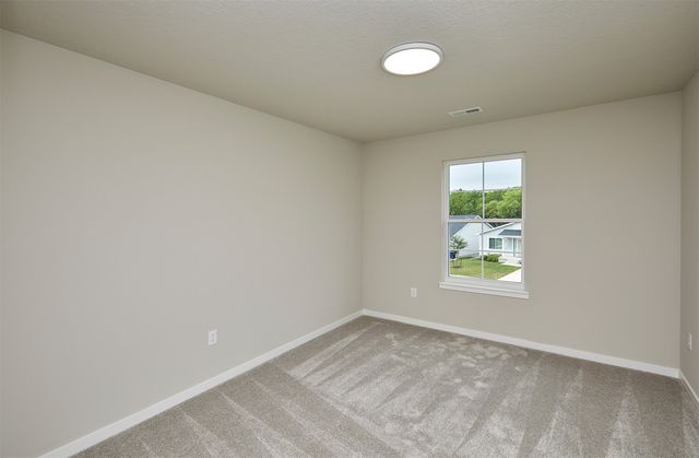 4427 Honey Bee Ridge, Des Moines, IA 50317