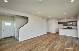 4427 Honey Bee Ridge, Des Moines, IA 50317