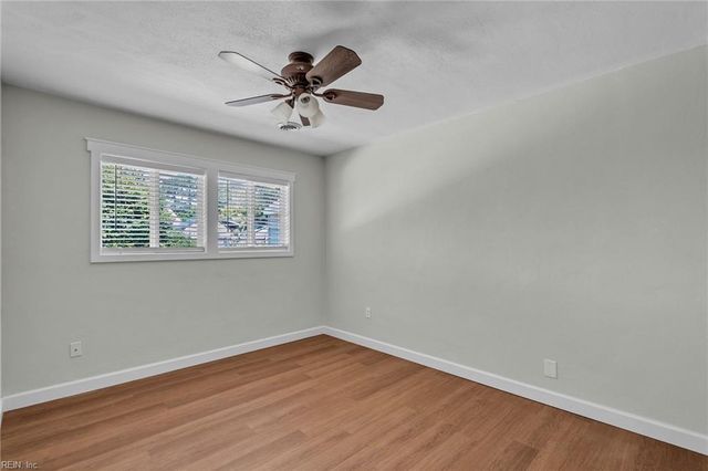 661 Kenneth RD, Virginia Beach, VA 23462
