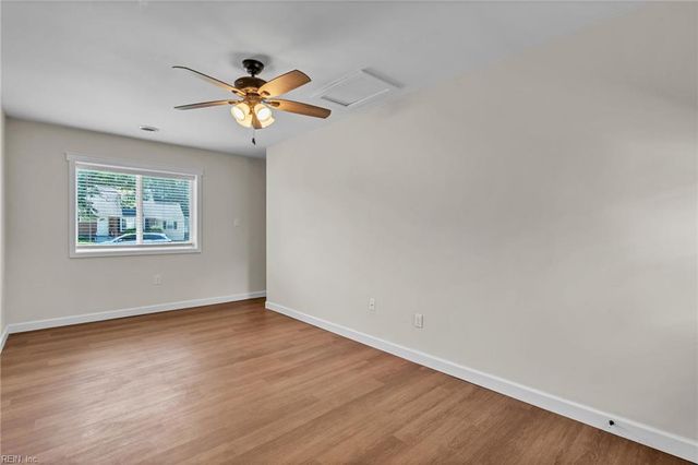 661 Kenneth RD, Virginia Beach, VA 23462