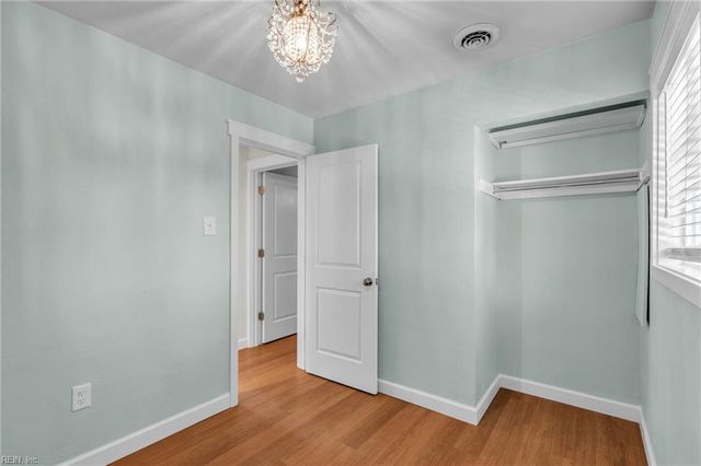 661 Kenneth RD, Virginia Beach, VA 23462
