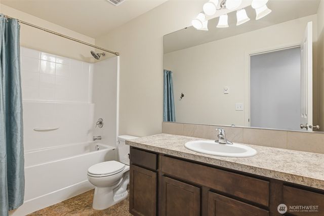 7716 Brianna Court SE, Olympia, WA 98513