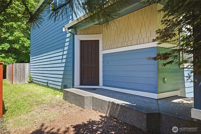 7716 Brianna Court SE, Olympia, WA 98513
