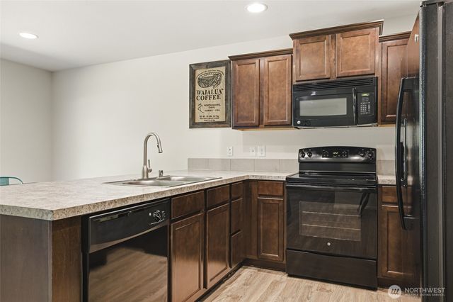 7716 Brianna Court SE, Olympia, WA 98513