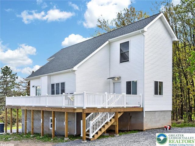 2 Elm Street, Mount Pocono Boro, PA 18344