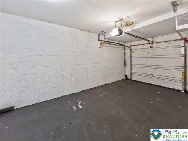 2 Elm Street, Mount Pocono Boro, PA 18344