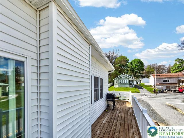 2 Elm Street, Mount Pocono Boro, PA 18344